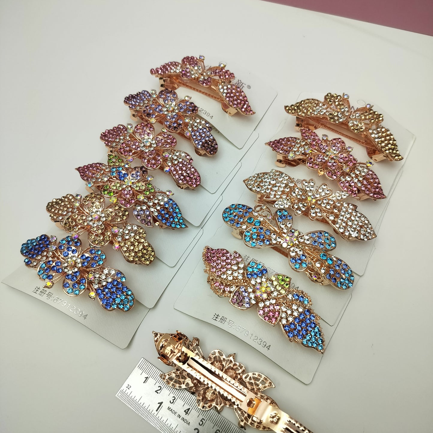 STONE HAIR CENTRE CLIP