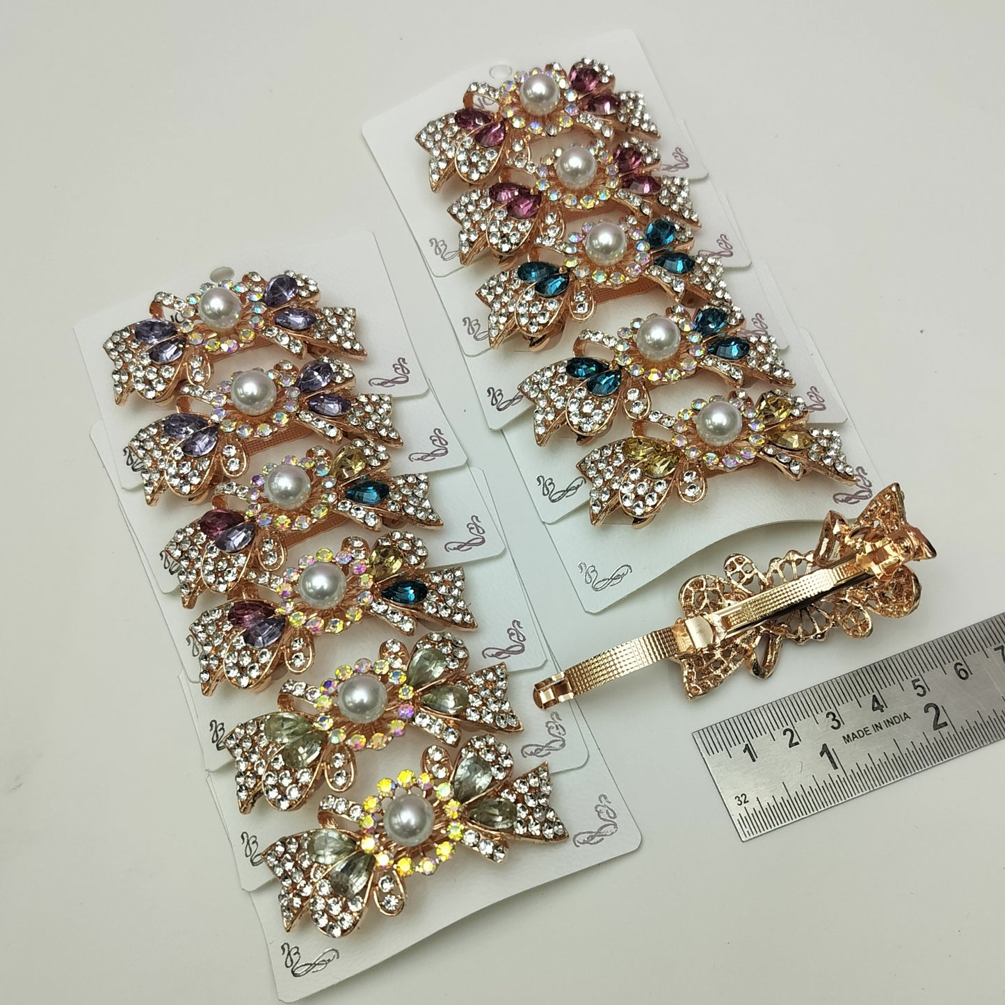 STONE HAIR CENTRE CLIP