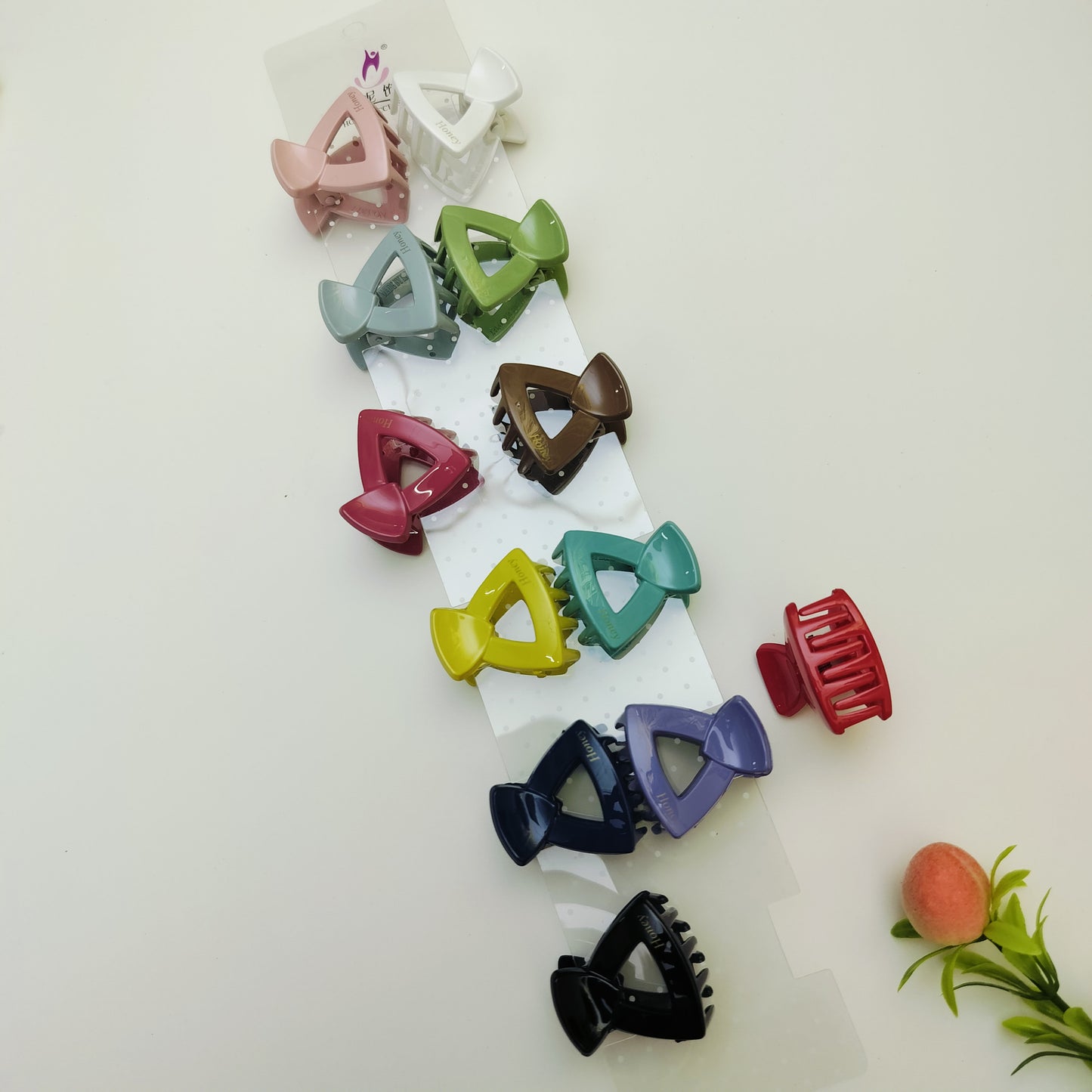 HAIR CLAW ( PACK OF 12)H1377