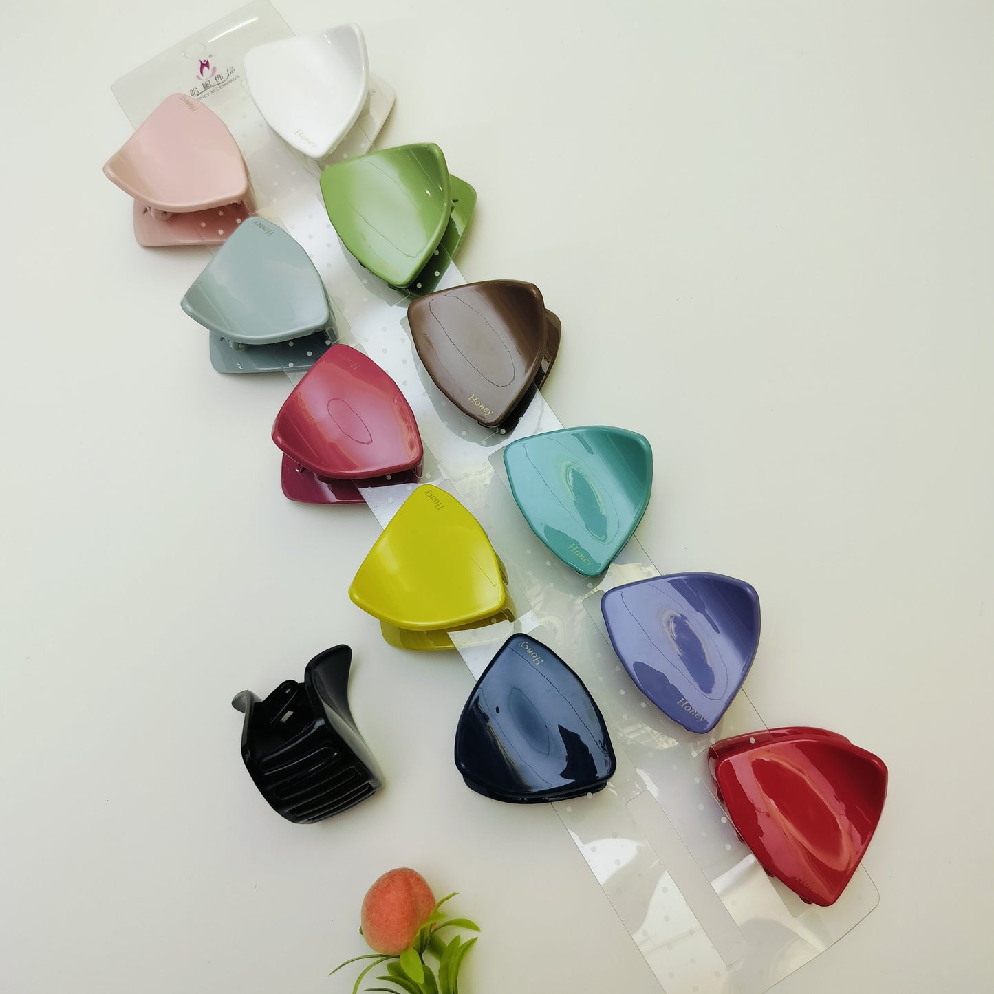 HAIR CLAW ( PACK OF 12)H1321