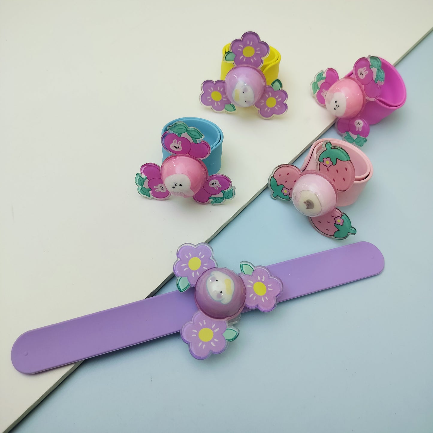 LIGHT BRACELET (Pack of 12) Kt 556(Any pattern will be given)