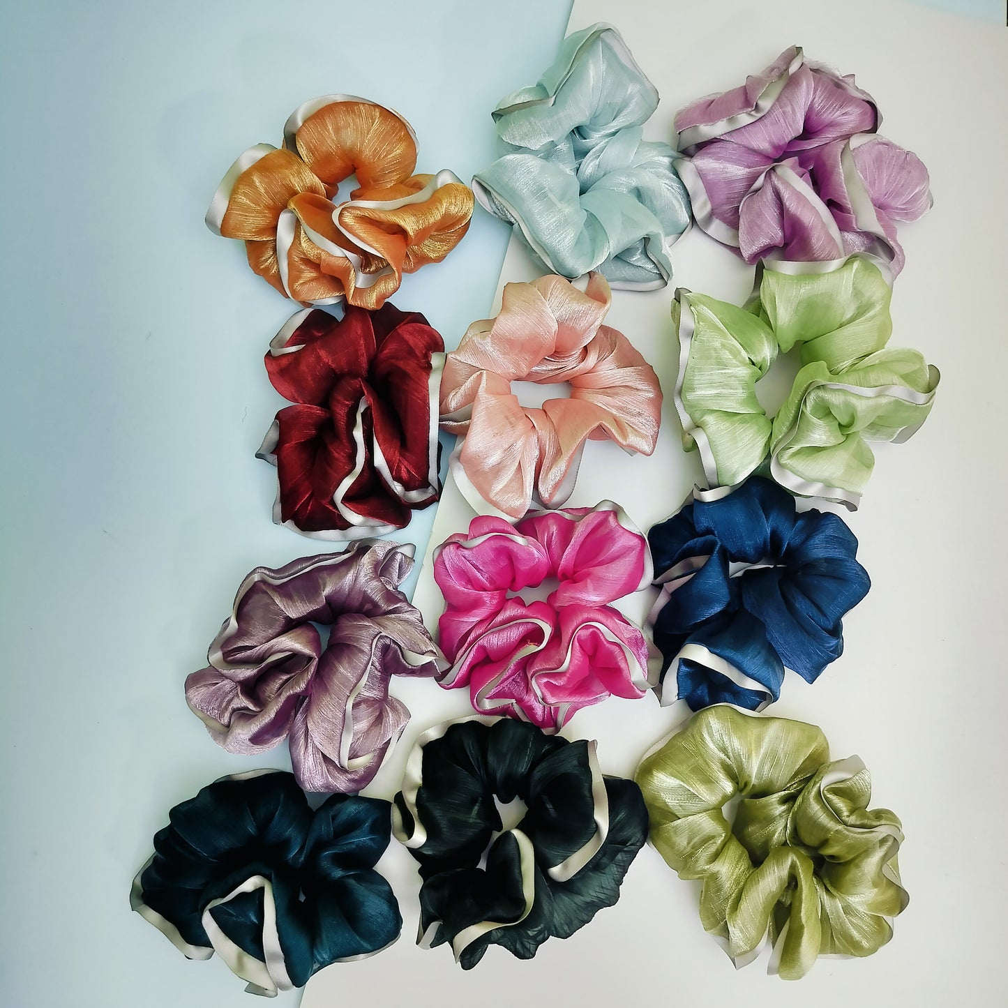 SCRUNCHIES  (Ab 358)